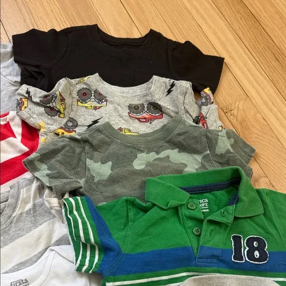 Mixed Kids Short Sleeve Shirts & Shirts Bundle - Gray, Green, Blue, Red - Picture 5 of 6